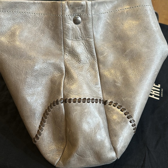 Frye shoulder bag with cross body strap grey excellent used condition - Picture 8 of 12